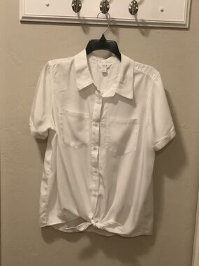Intro women’s  top size L
